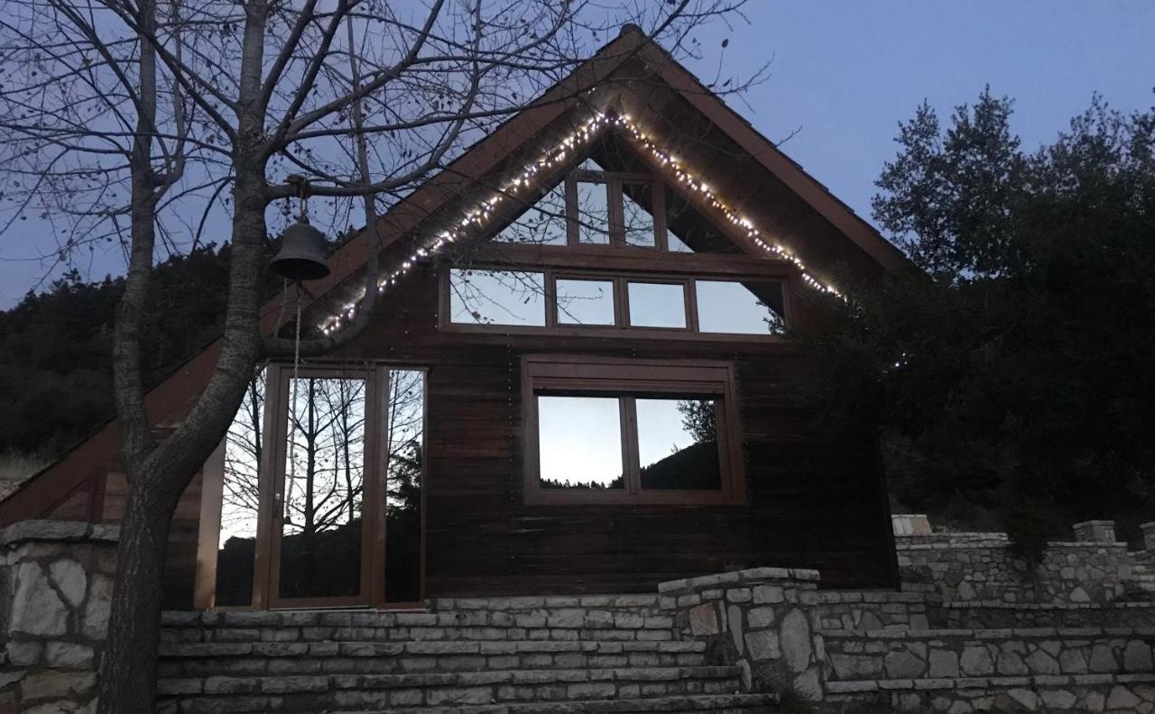 Chalet In The Forest Kalavryta Extérieur photo