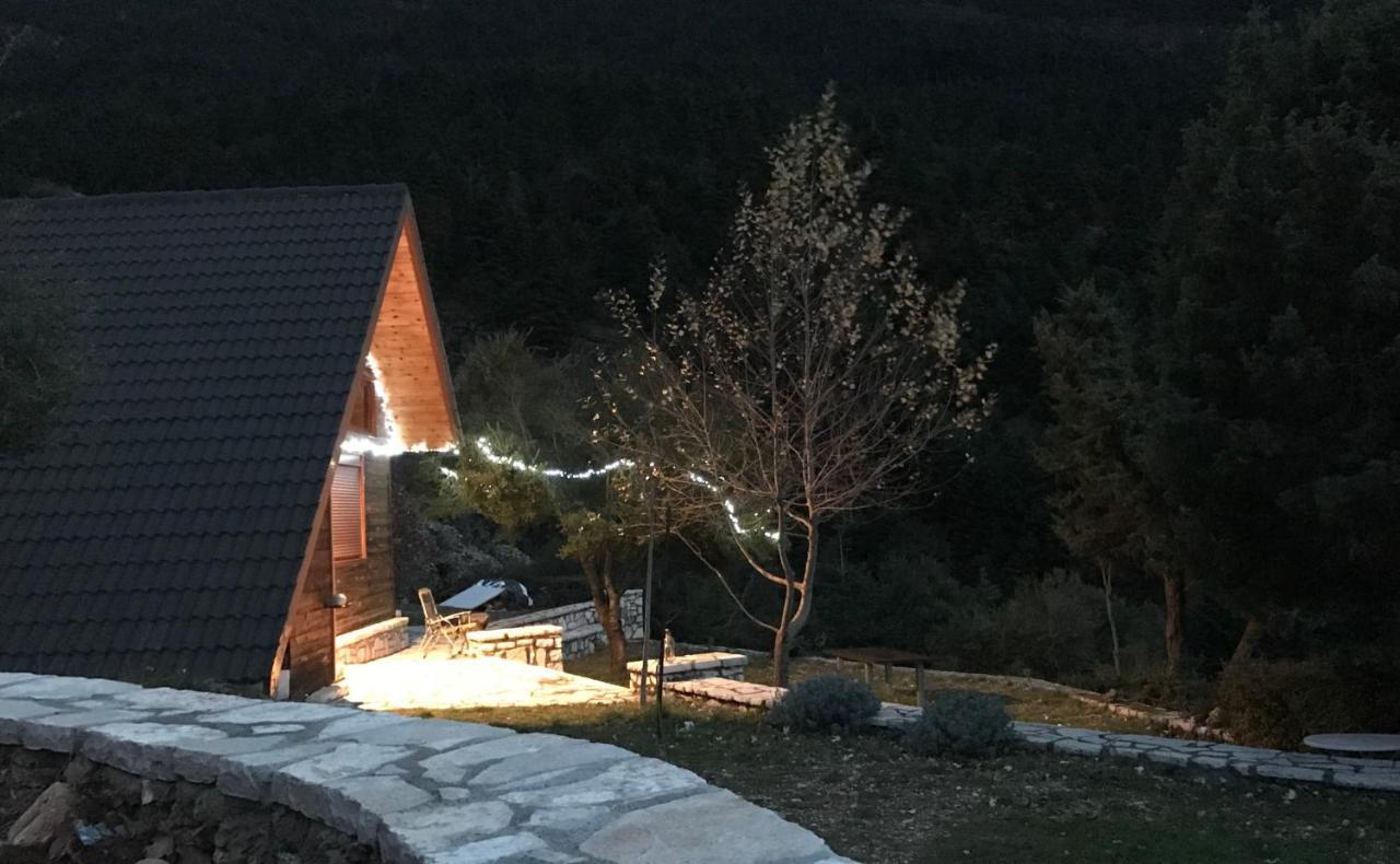 Chalet In The Forest Kalavryta Extérieur photo